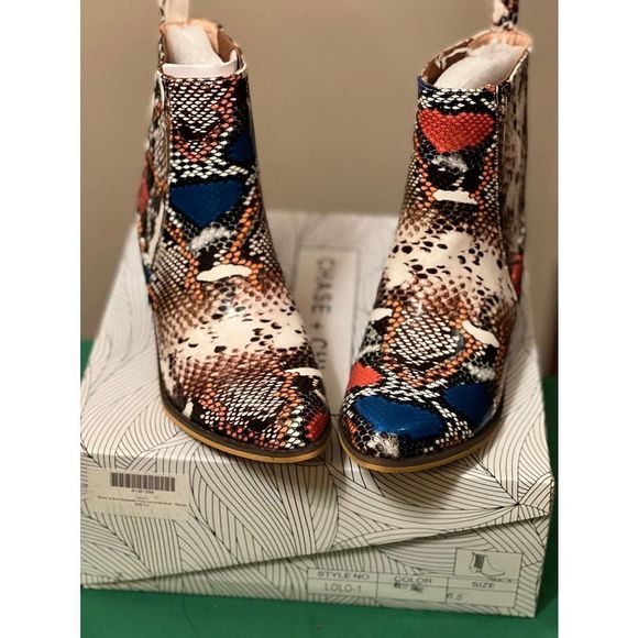 Chase + Chloe Lolo-1 Western ankle boots size 6.5 - Picture 6 of 11